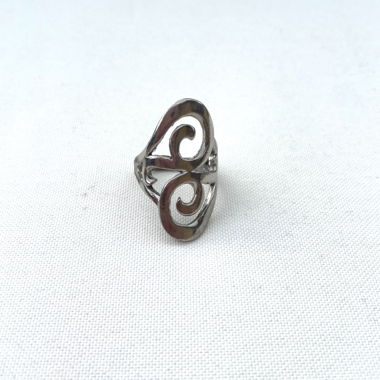 Ring with spirals
