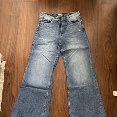 Wide Leg Jeans