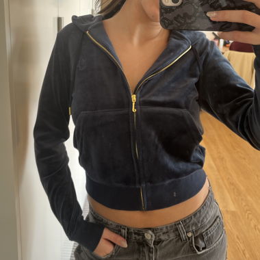 Maglione Juicy Couture blu navy con dettagli dorati