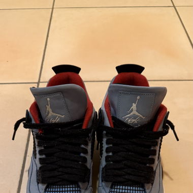 Jordan 4 Retro Travis Scott Cactus Jack