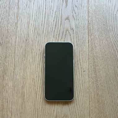 iPhone 15 yellow great condition 