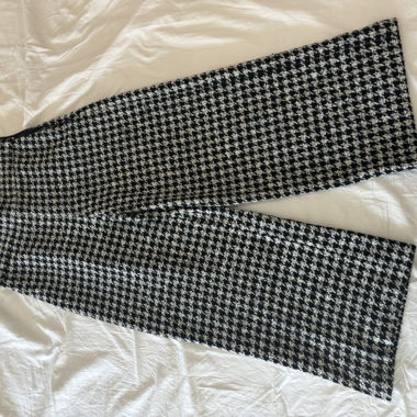 Schwarzweisser Hahnentritt-Hose