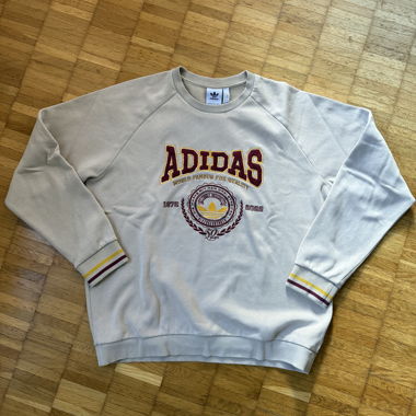 Beige Adidas Sweatshirt