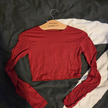 Maglia corta sottile rossa Zara