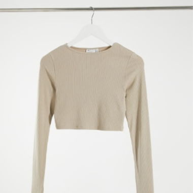 Croptop mit Daumenloch im Rippstrick