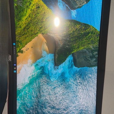 AOC Screen