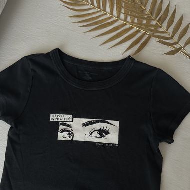 Schwarzes Baby tee 