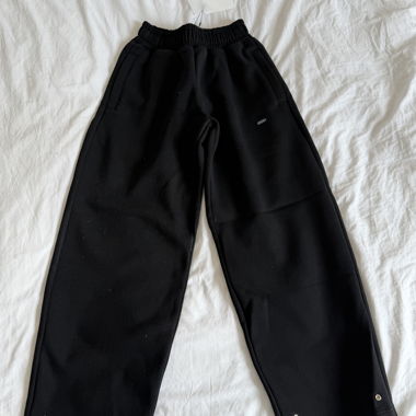 Black Nologo Trainingshose