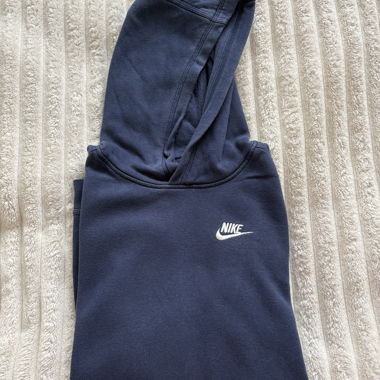 Nike Sweater