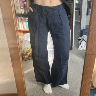 Pantaloni ampi in lino blu navy