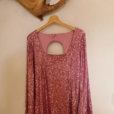 sparkly pink dress