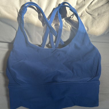 Lululemon sports bra