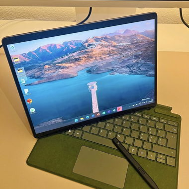 Microsoft Surface Pro 9 