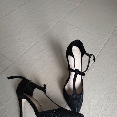 high heels