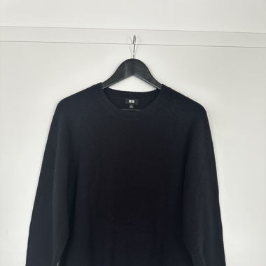 Pull bleu marine Uniqlo