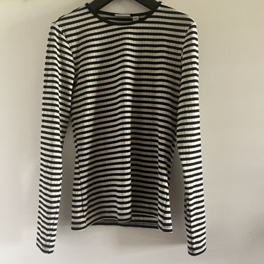 Gestreiftes Langarmshirt (eng anliegend)