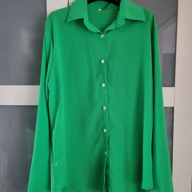 Una bella camicetta verde