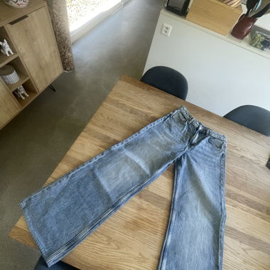 Jeans ourlet refait 