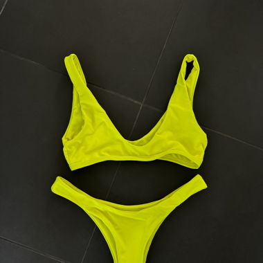 bikinis à vendre 