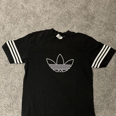 Adidas T-Shirt