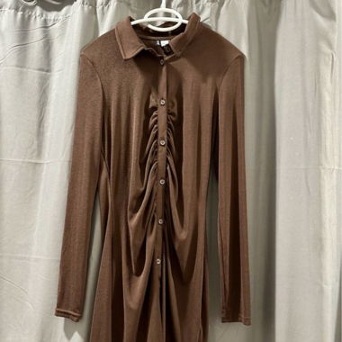 Robe brune 