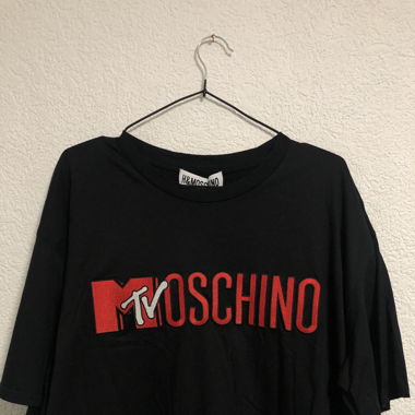 MOSCHINO X HM TSHIRT