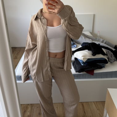 Ensemble beige deux pièces