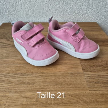 Kinder-Sportschuhe Puma rosa T21