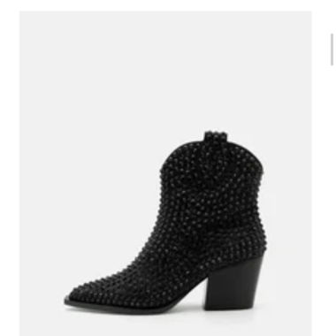 Black Ankle Boots