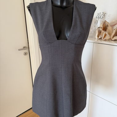 Grey sleeveless dress