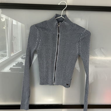 Zipper Top