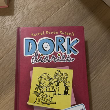 Dork diaries, 5 Bande 