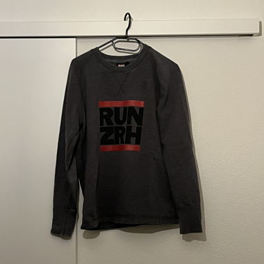 RUN ZRH Long-Sleeve T-Shirt