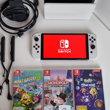Nintendo Switch OLED inkl. 3 Spiele und Zubehör