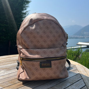 Guess-Rucksack