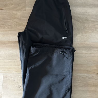 6PM trackpants black