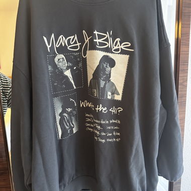 Oversize-Pullover Mary J Blige