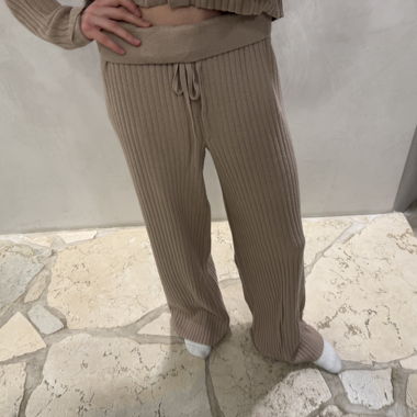 Beige Hose
