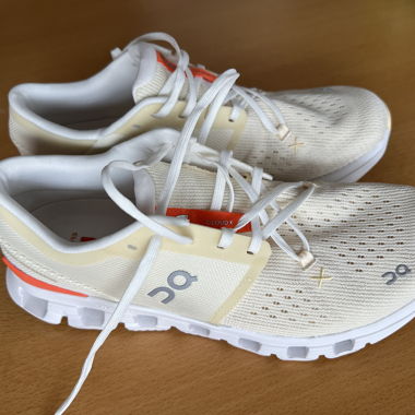 On Running Cloud X Sneakers