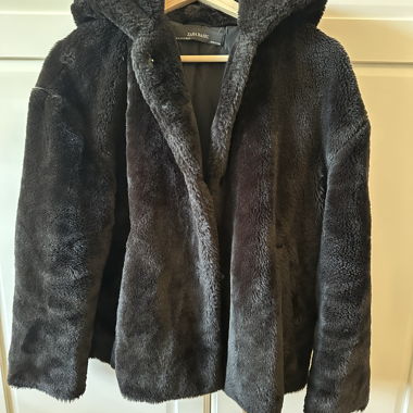 Veste ZARA fausse fourrure 
