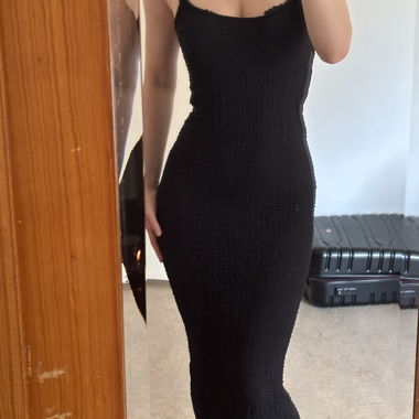bodycon tight black midi dress