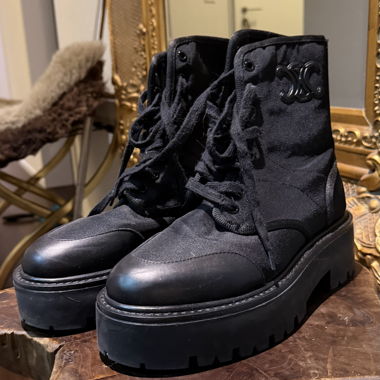 Celine Plateau-Schnürboots schwarz Gr. 40