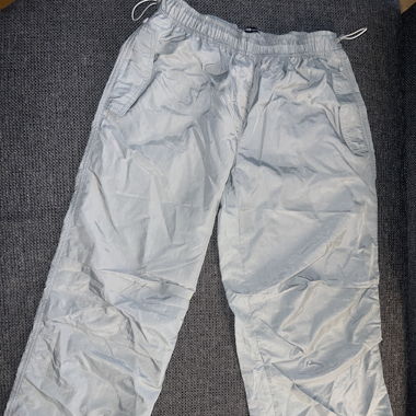 Sehr leichte Stoffhose