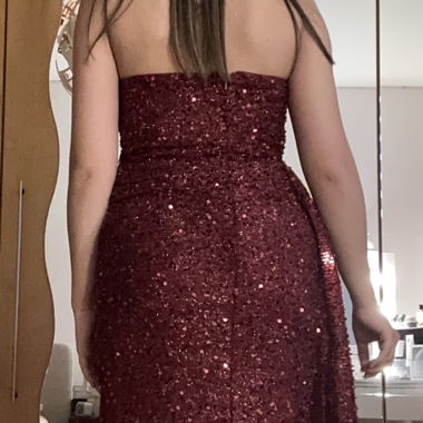 Wunderschönes Weinrotes Abschlussballkleid 