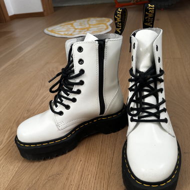 Dr Martens 