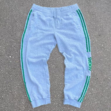 Adidas Spellout Sweatpants Rayées Gris Vert