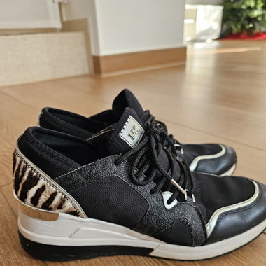 Michael Kors women shoes