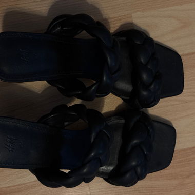 H&M geflochtene Sandalen Gr. 39