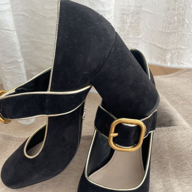 Schuhe von Prada