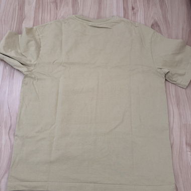 T-shirt beige